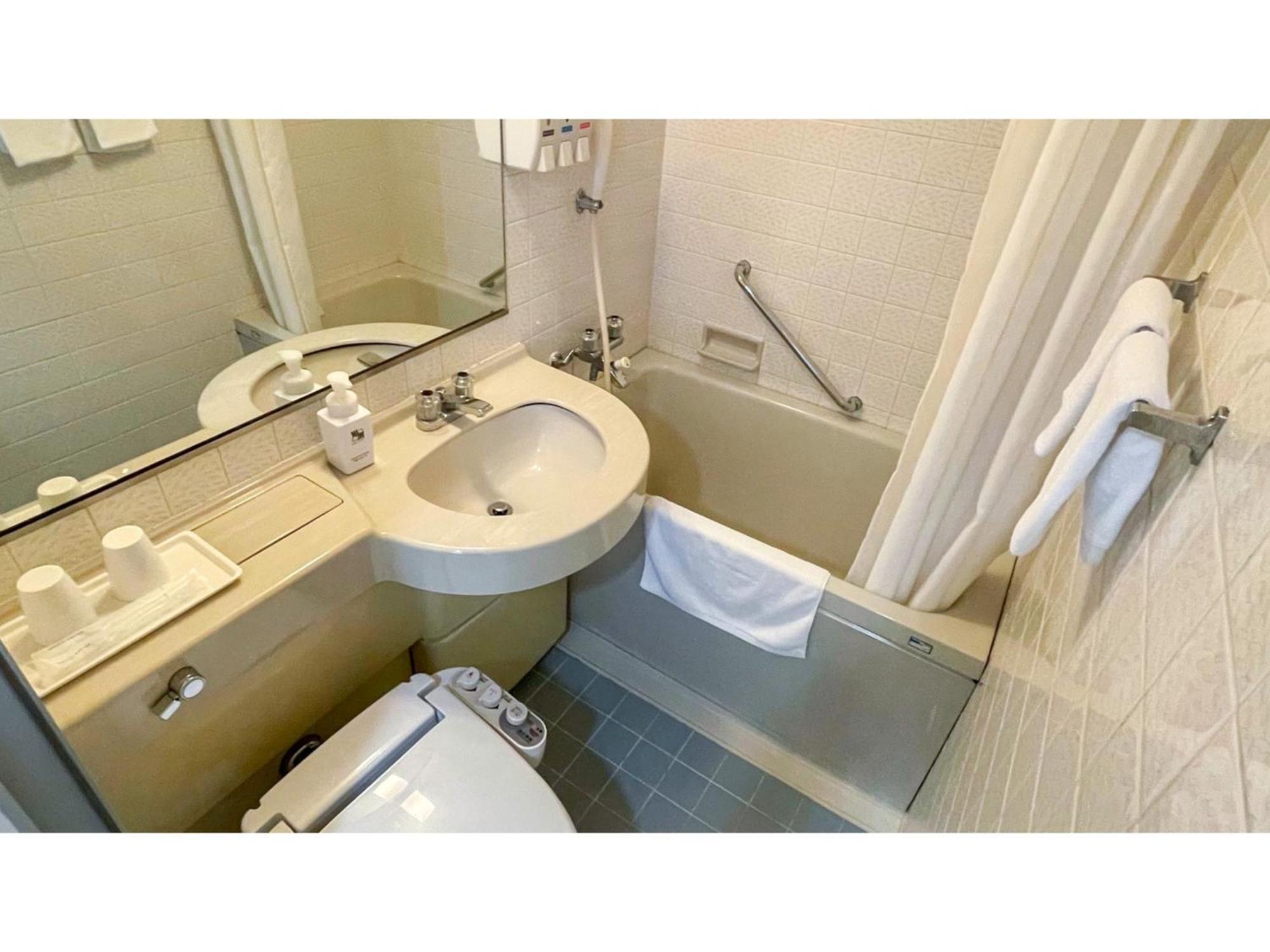 Takatsuki W&M Hotel - Vacation Stay 48546V Exteriör bild